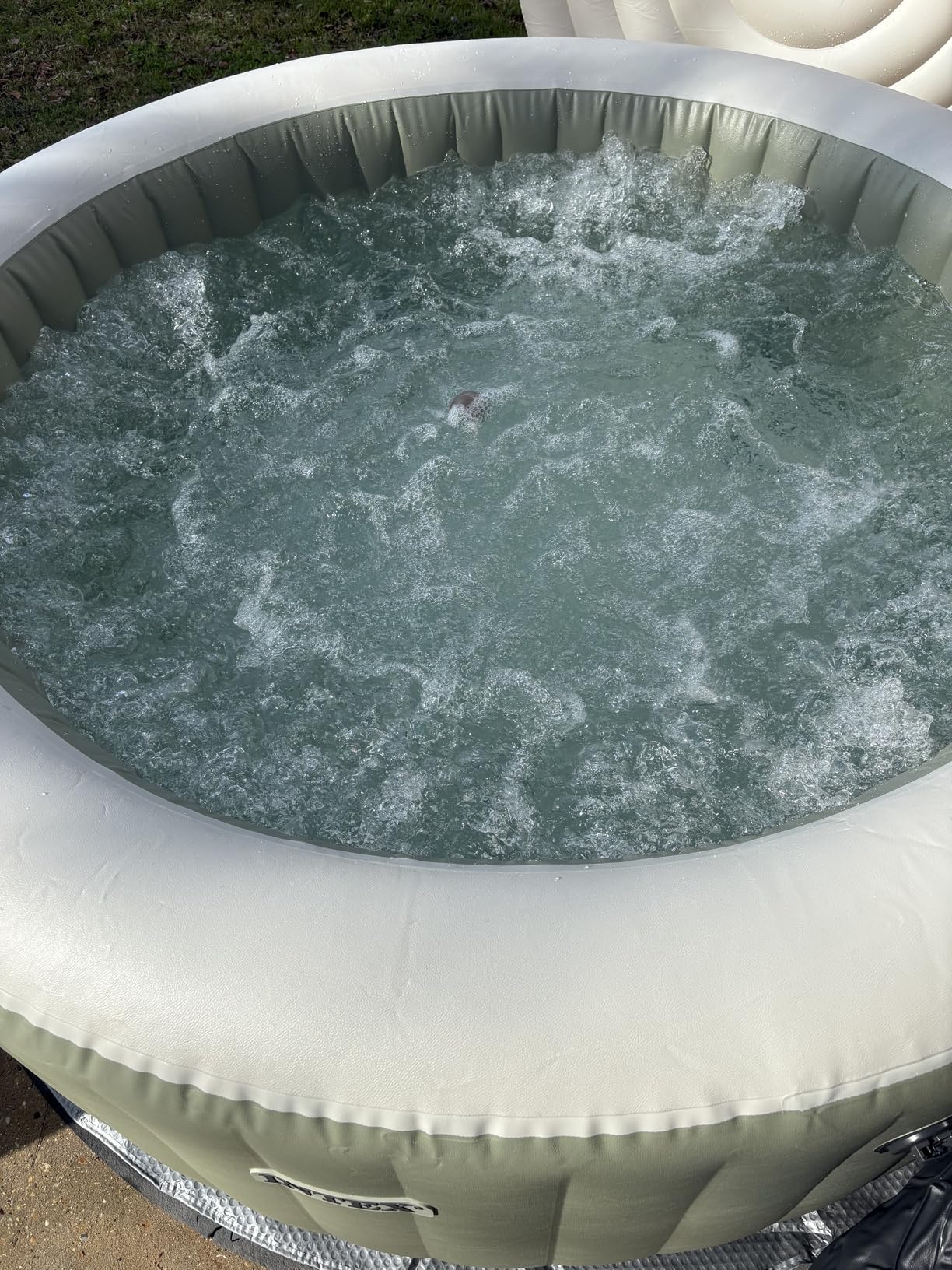 INTEX 28427EG PureSpa Bubble Massage Spa Set Outdoor Inflatable Portable Hot Tub, Includes Energy Efficient Spa Cover, Saltwater System Ready, 6 Person, 85in x 28in customer photo 2