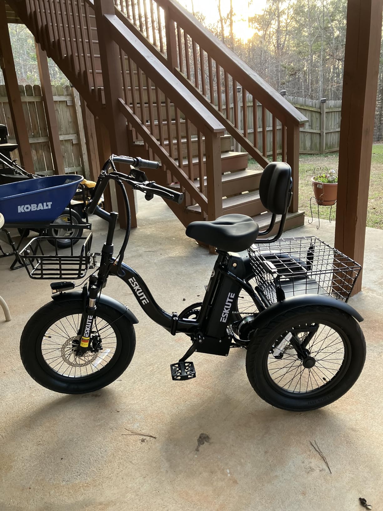 ESKUTE E Trike Electric Bike, Peak 1200W Brushless Motor Folding Trike 18X3.0 Fat Tire Ebike, 624Wh Removable Battery, Step-Thru 3 Wheel Electric Bicycle, Up to 55 Miles, 18MPH+ Tricycle for Adults customer photo 1