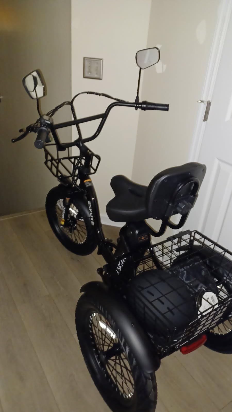 ESKUTE E Trike Electric Bike, Peak 1200W Brushless Motor Folding Trike 18X3.0 Fat Tire Ebike, 624Wh Removable Battery, Step-Thru 3 Wheel Electric Bicycle, Up to 55 Miles, 18MPH+ Tricycle for Adults customer photo 2