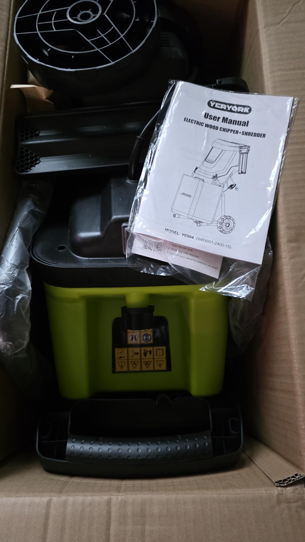 Yeryork Wood Chipper, 15-Amp 1.8