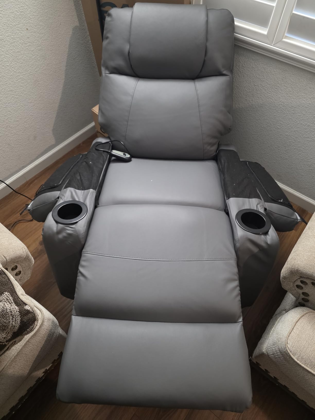 Vogue Furniture Direct Power Lift Recliner Chair for Elderly with Heat & Massage, 160° Electric PU Leather Recliner with Remote, Stand Assist, Cup Holders & Side Pockets for Living Room (Black) customer photo 2