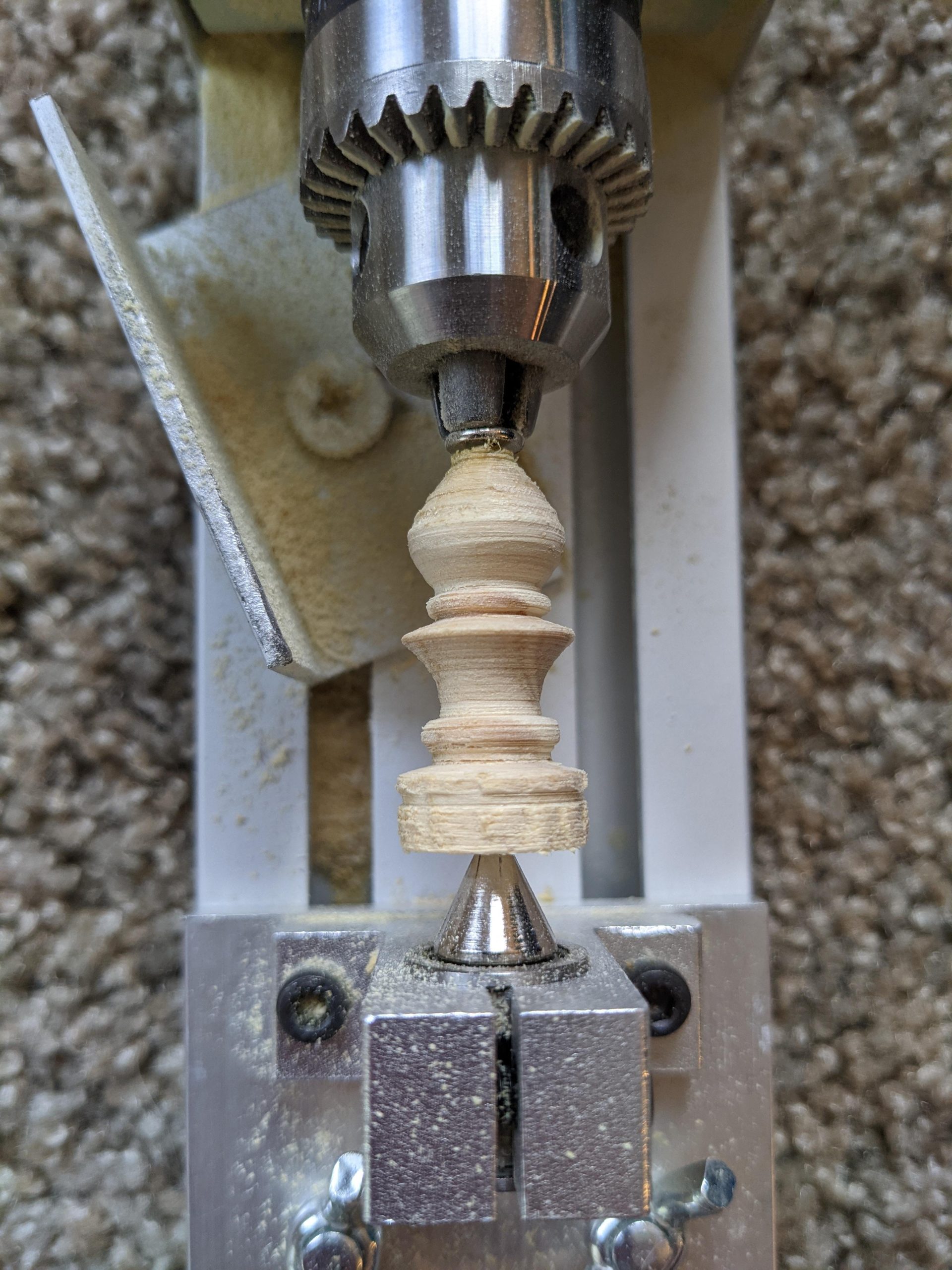 Compact Benchtop Wood Lathe, Mini Wood Turning Lathe with Variable Speed Control, All-in-One Woodworking Tool Kit for DIY Crafts, Beads, Pens, Small Projects Variable Speed, 580W, 100-5000r/min customer photo 1