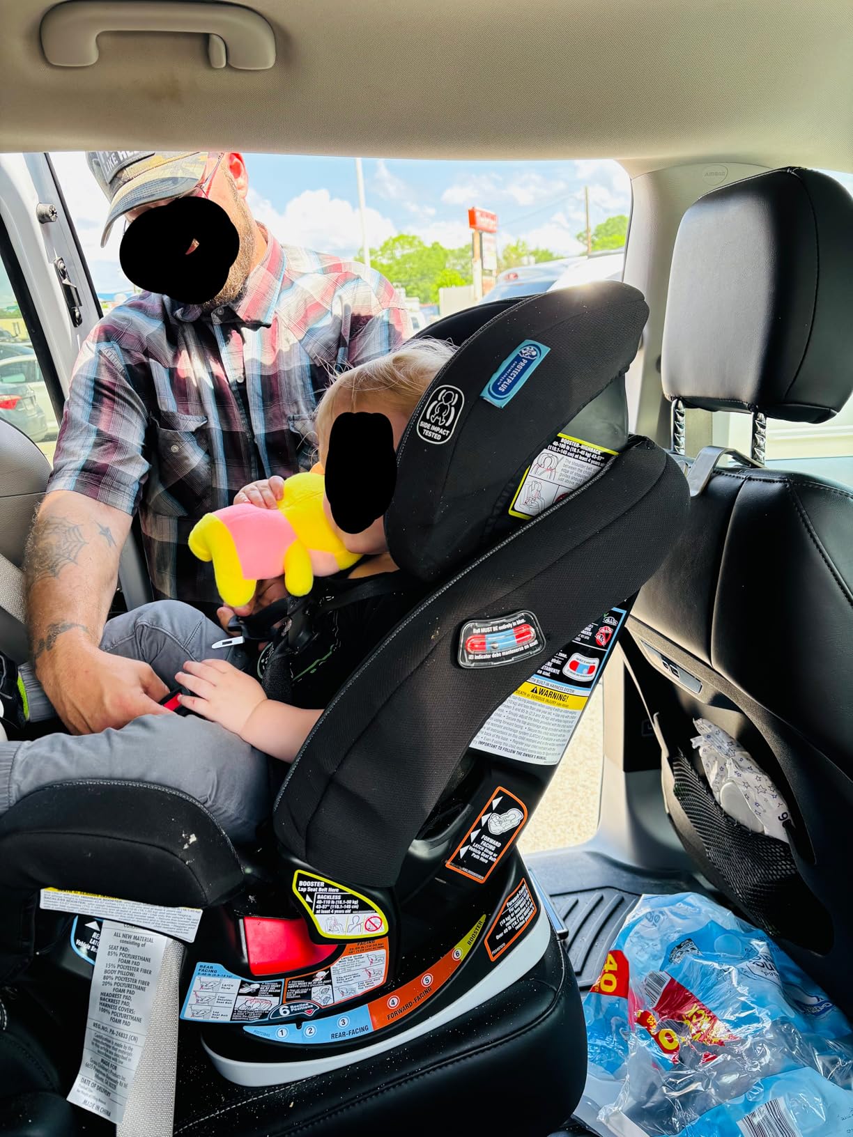 Graco Grows4Me 4-in-1 Convertible Car Seat, 10 Years of Use - Infant Car Seat to Toddler, 4 Stages of Use - Rear Facing, Forward Facing, High Back Booster, Backless Booster Seat, West Point Design customer photo 2