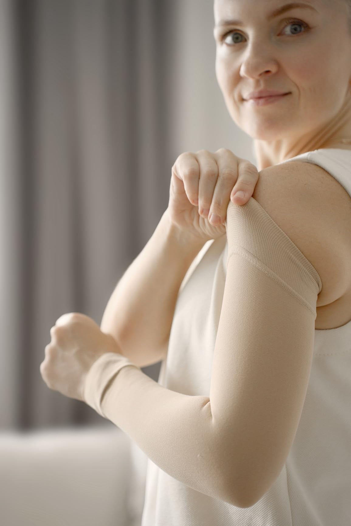 KEMFORD Compression Lymphedema Arm Sleeves for Women - 15-20 mmHg, Silicone Grip, Medical Full Arm Support for Swelling, Circulation & Edema customer photo 2