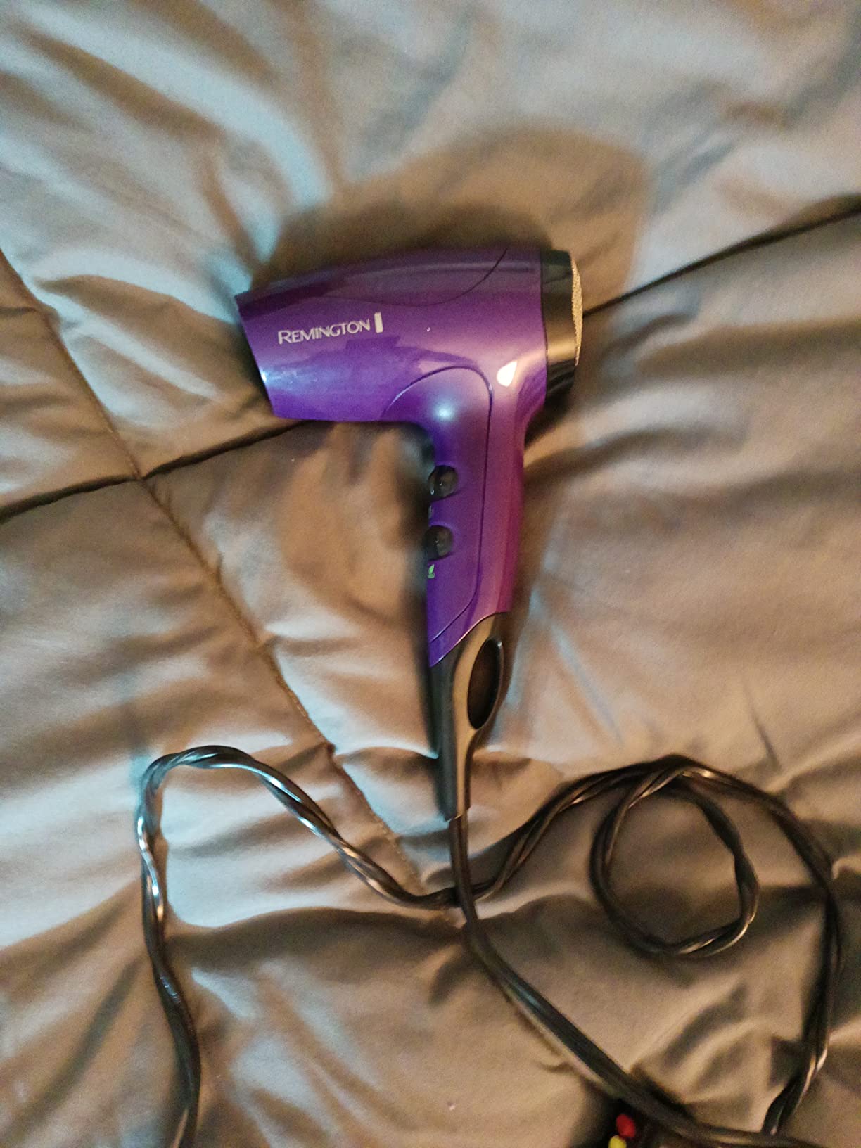 Remington Ionic Compact Hair Dryer, 1875W Powerful Travel Blow Dryer, Lightweight & Portable, Anti-Frizz Ionic Technology, 3 Heat / 2 Speed Settings, Removable Filter, Purple customer photo 1