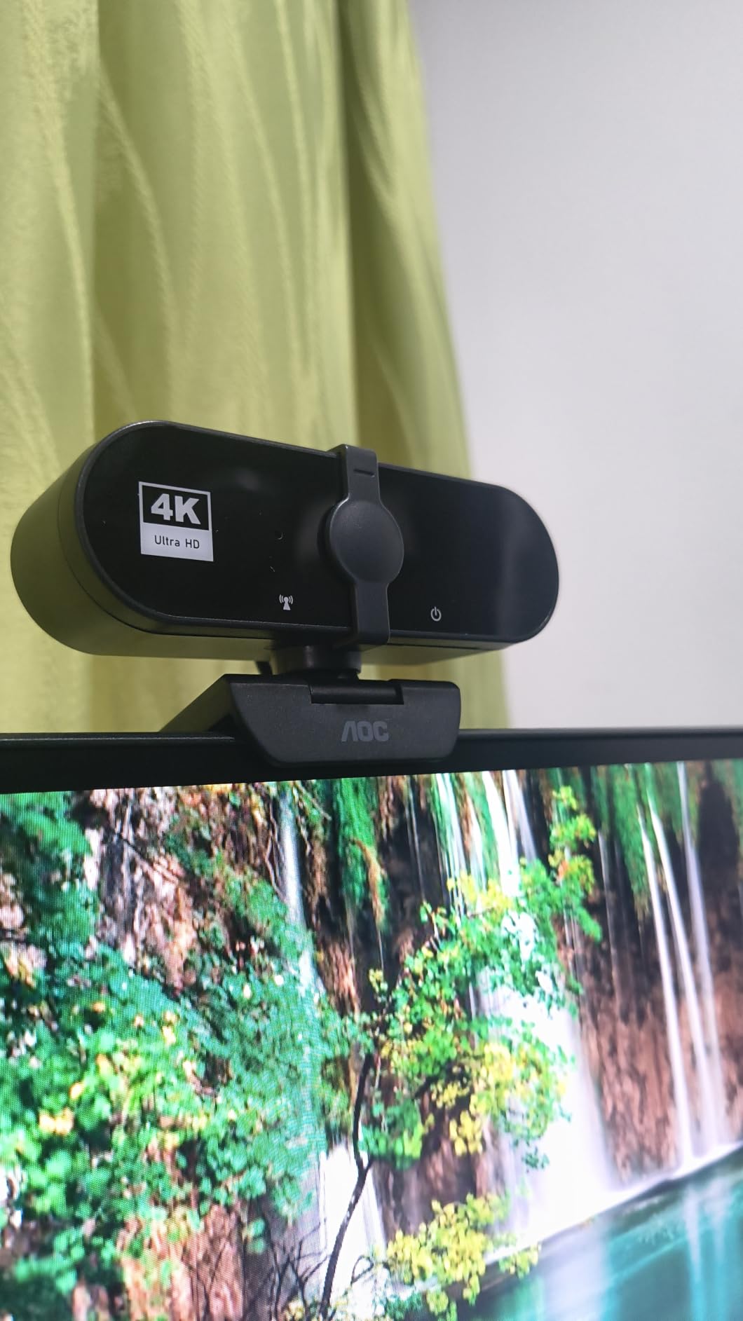 AOC 4K Webcam for PC with Microphone, Computer Camera with Noise Cancellation, Privacy Cover, 99° FOV, Plug & Play USB Webcam for Streaming, Conferencing, Zoom, Skype, Facetime, Laptop, PC customer photo 1
