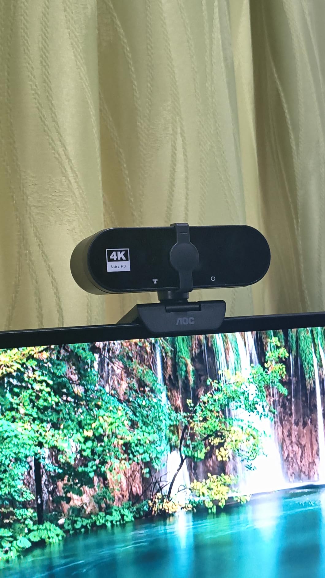 AOC 4K Webcam for PC with Microphone, Computer Camera with Noise Cancellation, Privacy Cover, 99° FOV, Plug & Play USB Webcam for Streaming, Conferencing, Zoom, Skype, Facetime, Laptop, PC customer photo 2