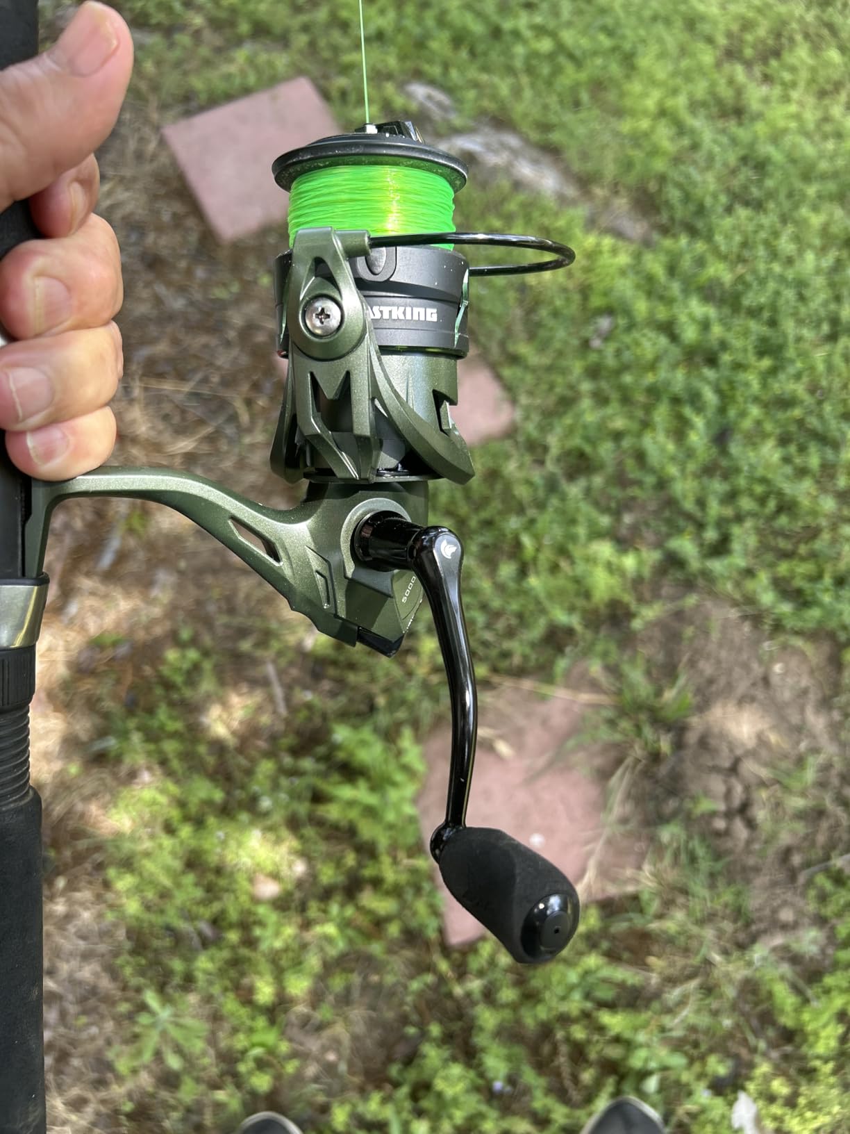 KastKing Spartacus II Spinning Reel - Sealed Carbon Fiber 22LBs Max Drag - 7+1 Stainless BB for Saltwater&Freshwater - 5.2:1 Gear Ratio - Size 500&1000 Perfect for Ice Fishing customer photo 1