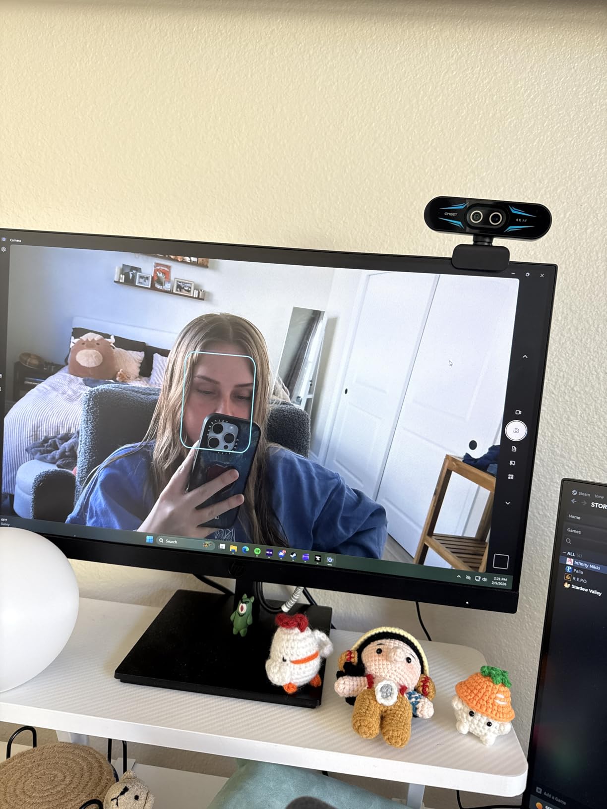 EMEET C60E Dual-Camera 4K Webcam for Streaming, Wide-Angle and Telephoto Cameras, Max 11X Hybrid Zoom & PDAF Autofocus, Remote Control, RGB Lighting, 2 Mics, Ideal for Livestreaming and Online Meeting customer photo 2