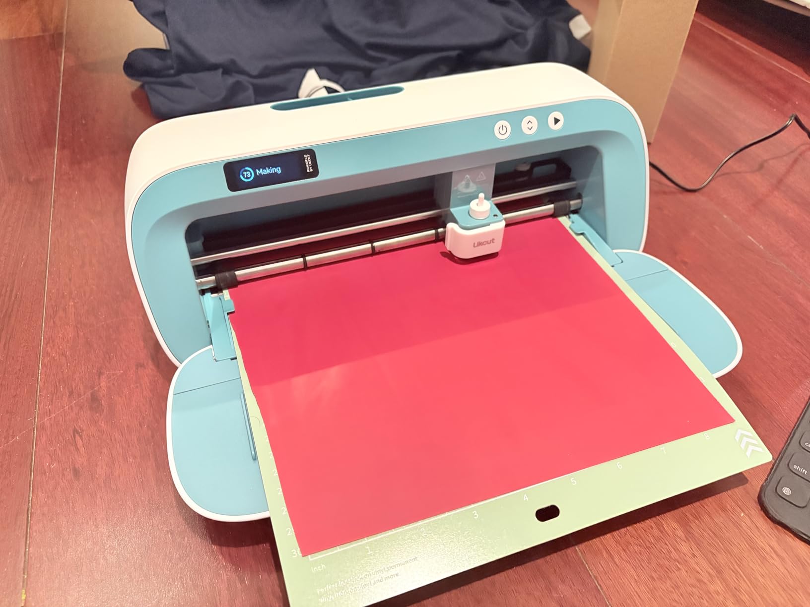 Likcut S41 Vinyl Cutter Machine with Print Then Cut - Essential Starter Bundle for DIY Crafts customer photo 2