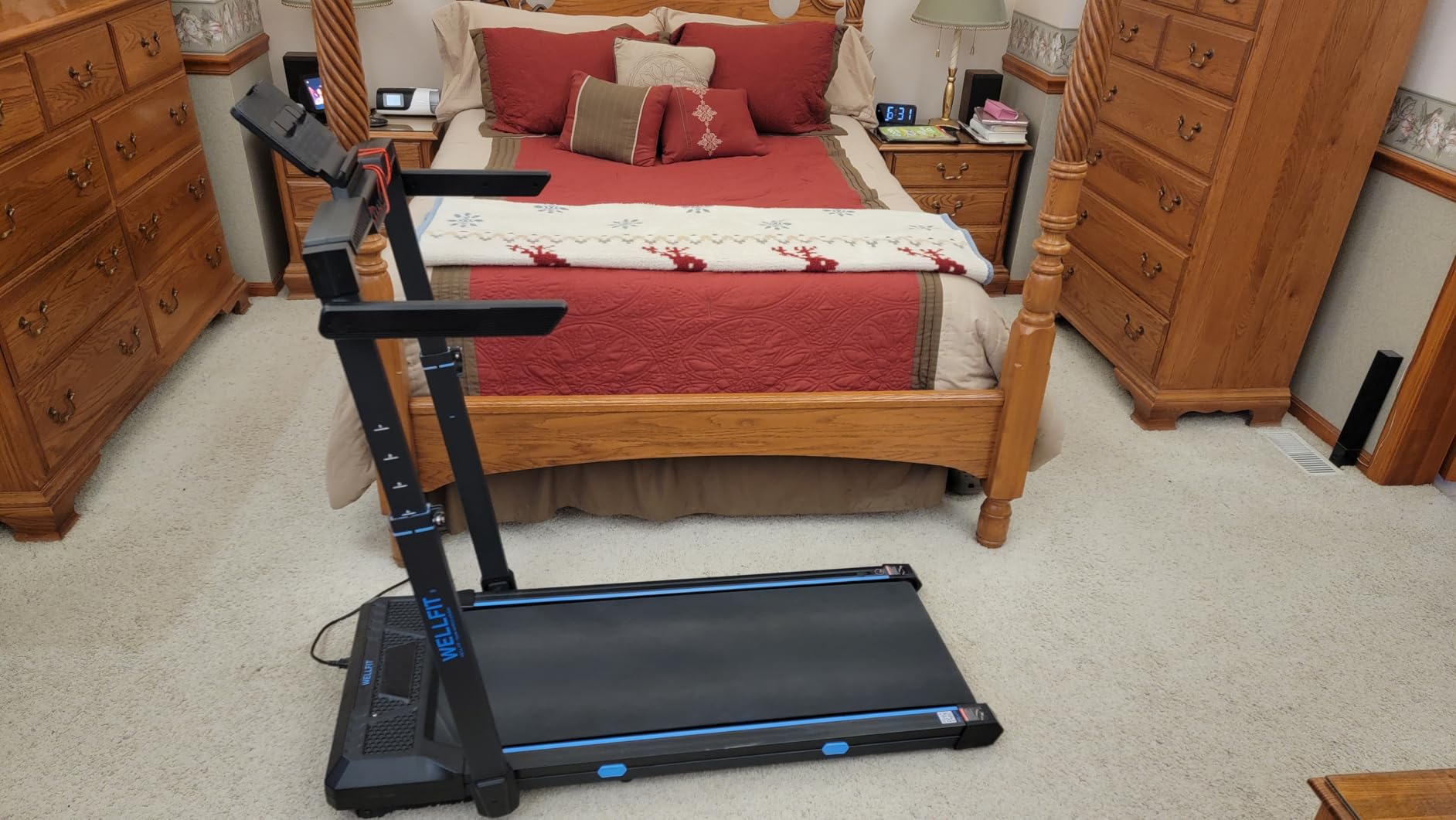 WELLFIT Treadmill with Auto Incline, 4 in 1 Foldable Treadmills for Home with Adjustable Height, 3.5HP Quiet Under Desk Treadmill, 400 LBS Capacity Portable Walking Pad with App, Space-Saving Design customer photo 1