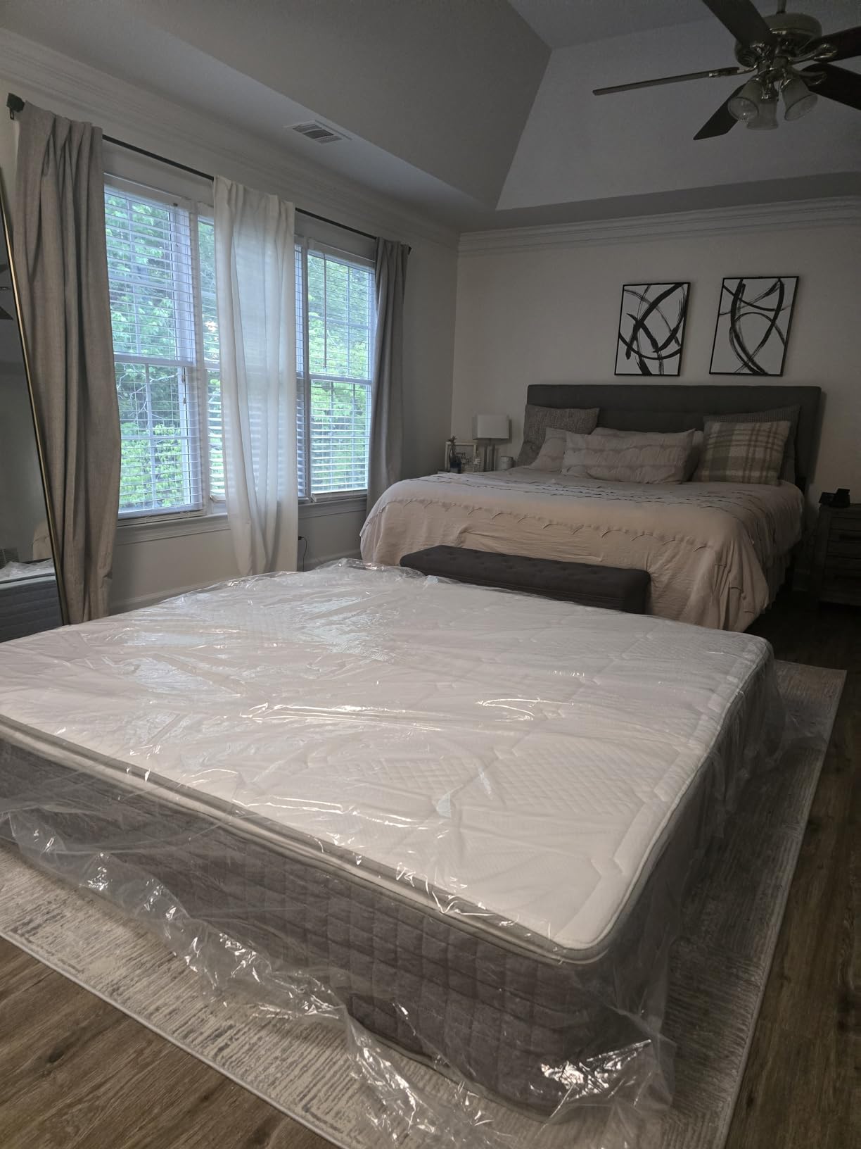 Novilla 14 Inch Queen Size Mattress, Hybrid Queen Mattress with Gel Memory Foam, Cool-to-Touch Nylon Blend & Pocketed Coils for Adaptive Body Support & Motion Isolation, CertiPUR-US Certified customer photo 2