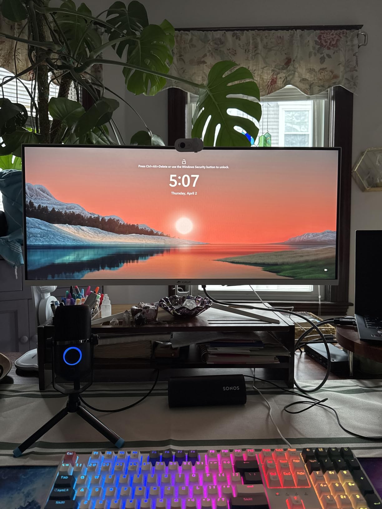 CRUA 34'' Gaming Monitor 165Hz/144Hz, UWQHD 3440x1440P IPS Ultrawide Screen Computer Monitors with Built-in Speakers, Supports FreeSync, 120% sRGB, PIP/PBP, HDMI2.0 & DP1.4, Wall Mount&Tilt Adjustable customer photo 1