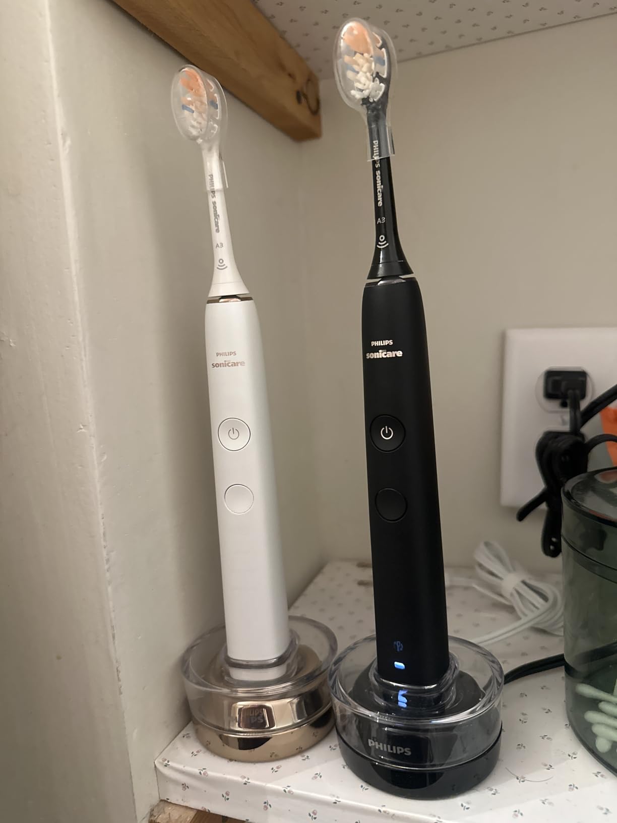 Philips Sonicare DiamondClean 9000 Electric Toothbrush - Sonic Toothbrush with App, Pressure Sensor, 12 Brushing Settings, Replacement Reminder, USB Charging Case, Black & Rose Gold, 2-Pack, HX9912/71 customer photo 1