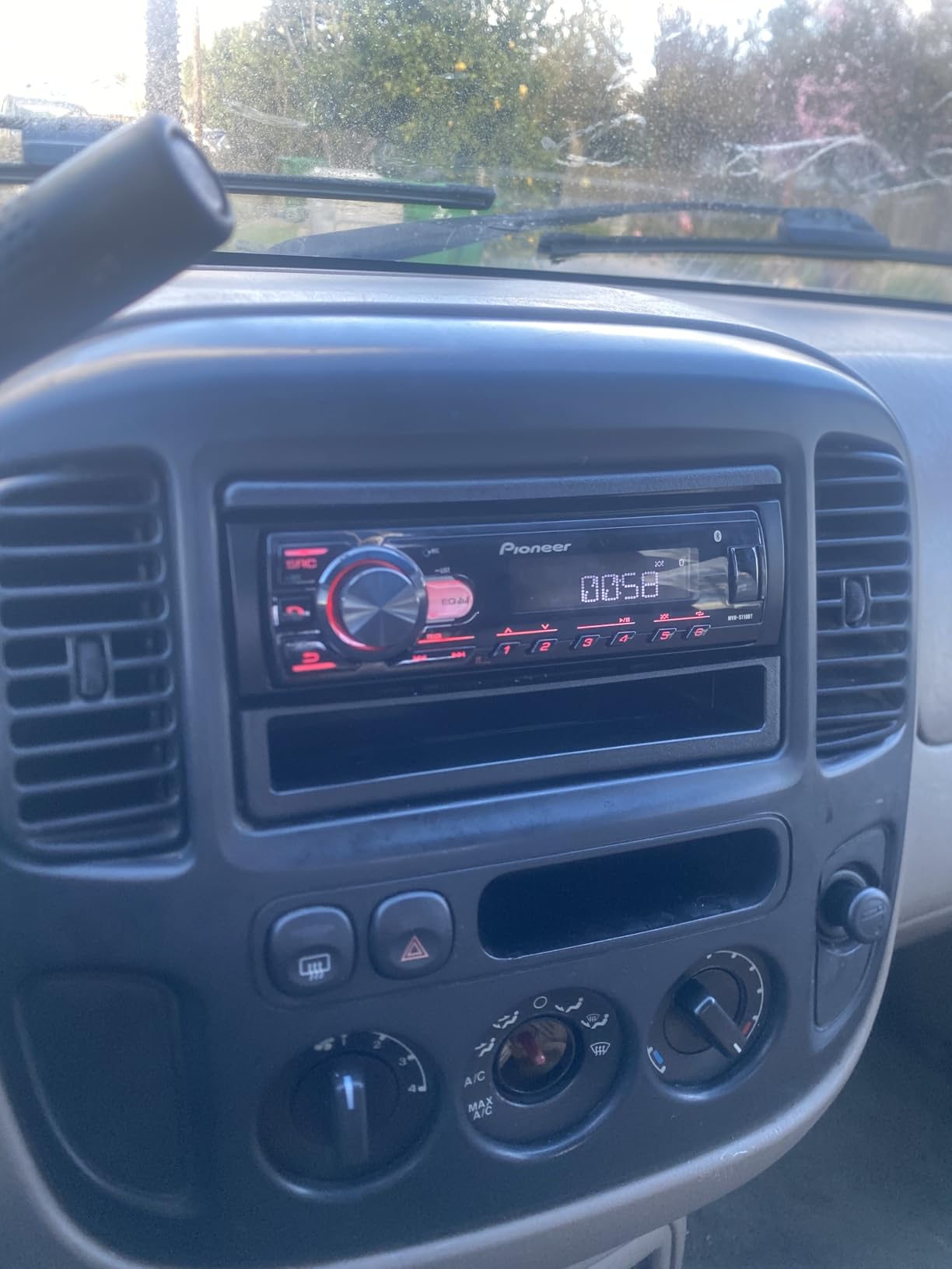 Pioneer MVH-S110BT 1-Din Digital Media Receiver Car Stereo - Bluetooth, USB Input, 50W x 4 Output, AM/FM Radio, iPhone & Android Compatible, Front & SW (Mono) RCA Output customer photo 2