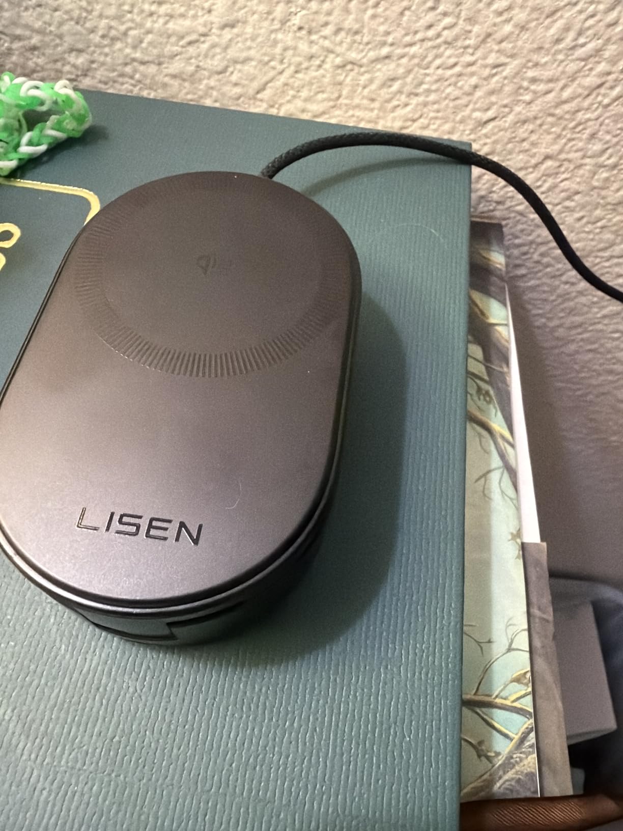 LISEN 3-in-1 Qi2.2 25W Foldable Wireless MagSafe Charger Stand for iPhone, Apple Watch & AirPods customer photo 1