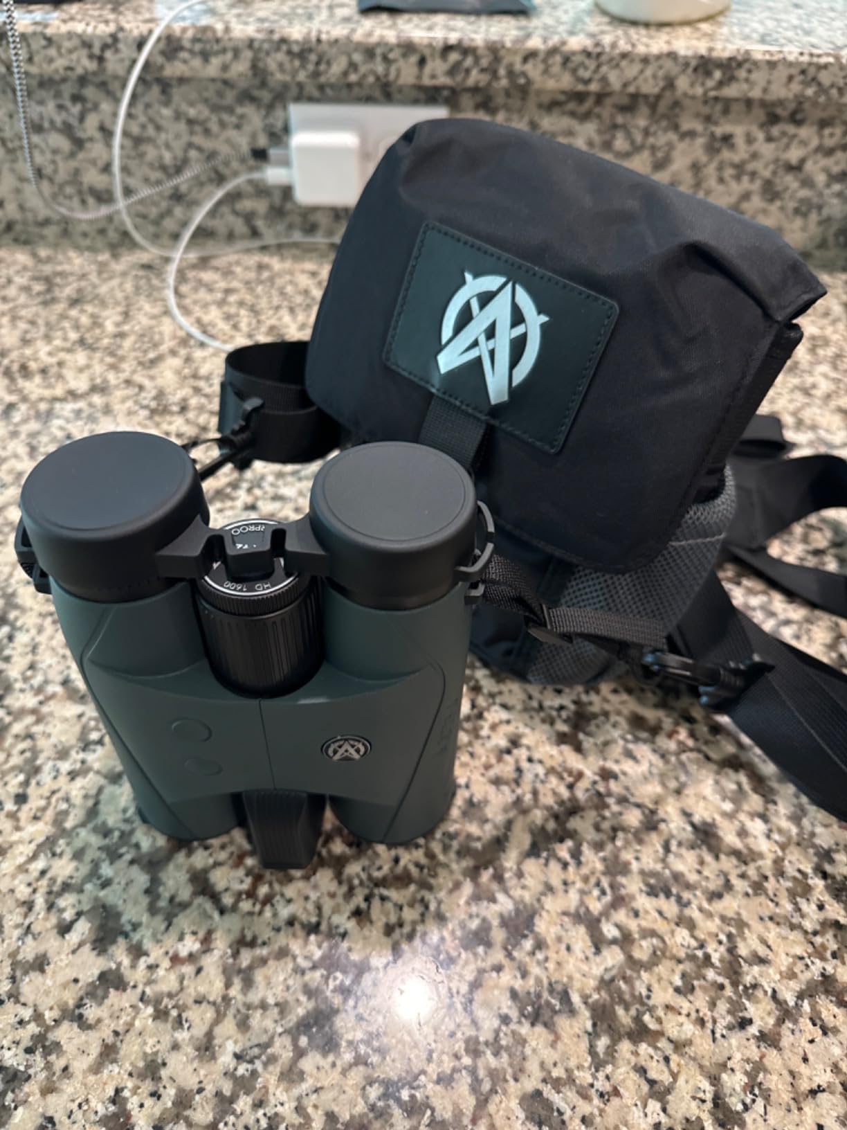 Astra Optix Laser Rangefinder Binoculars 10x42 for Hunting, Shooting & Golf - 1760 or 2600 Yard Range, Built-in Ballistics, HD LCD Display, Fast 0.1s ±1 Yard Accuracy customer photo 1