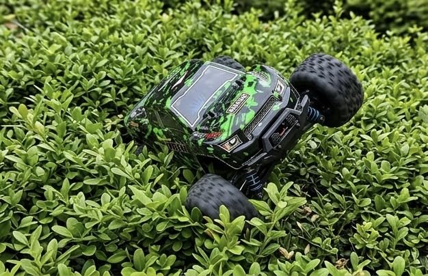 TENSSENX 1:18 Scale All Terrain RC Cars, 40KPH High Speed 4WD Remote Control Car with 2 Rechargeable Batteries, 4X4 Off Road Monster Truck, 2.4GHz Electric Vehicle Toys Gifts for Kids and Adults customer photo 2