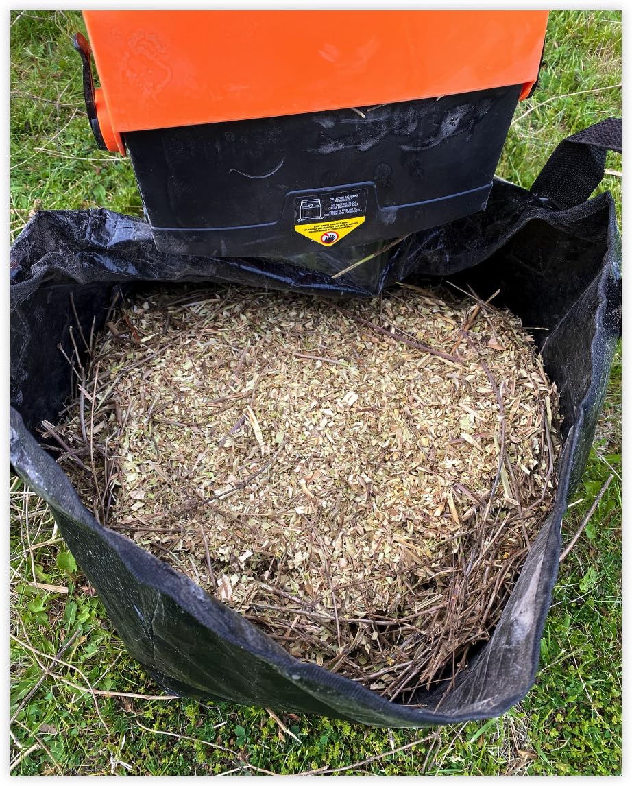 LawnMaster Wood Chipper, 15 Amp Electric Wood Chipper Shredder with Collection Bin, 1.8-Inch Cutting Diameter Max 16:1 Reduction-FD1504 customer photo 1