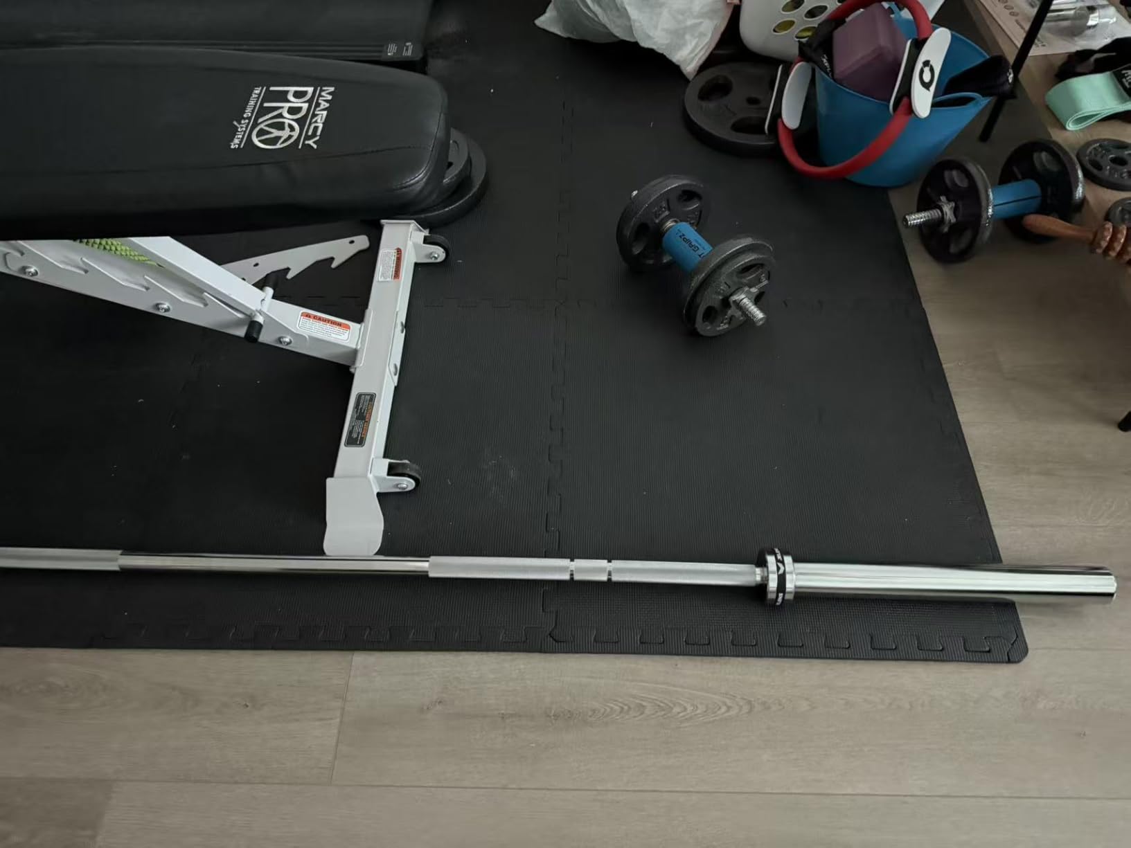 JELENS 7FT Bar Olympic Barbell, 1000lb Capacity Weight Bar for Strength Training, 2 Inch Strength Training Bar customer photo 1