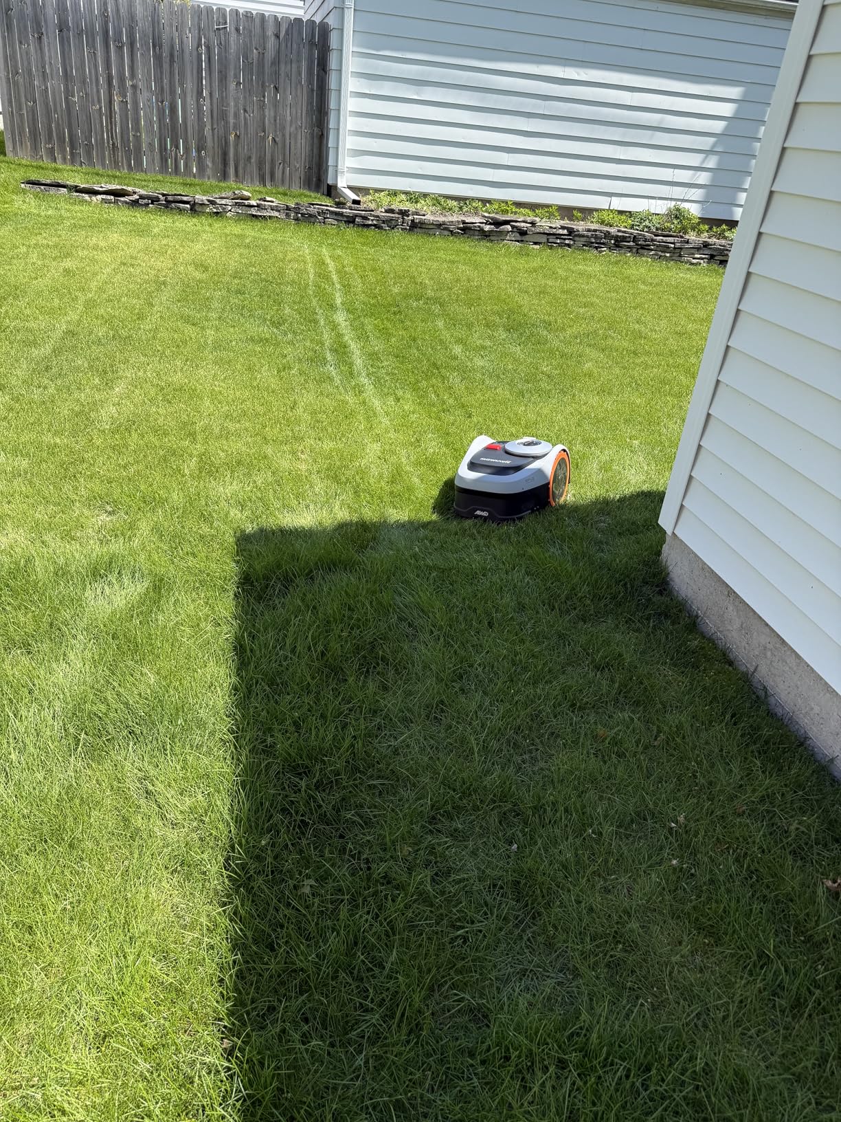 Segway Navimow i206 AWD Robot Lawn Mower (New i105N), Wire-Free Robotic Mower, All-Wheel Drive for 45% Slopes, Auto Mapping, NRTK + Vision, 2-3.6 in Cutting Height, Covers 0.15 Acre customer photo 1