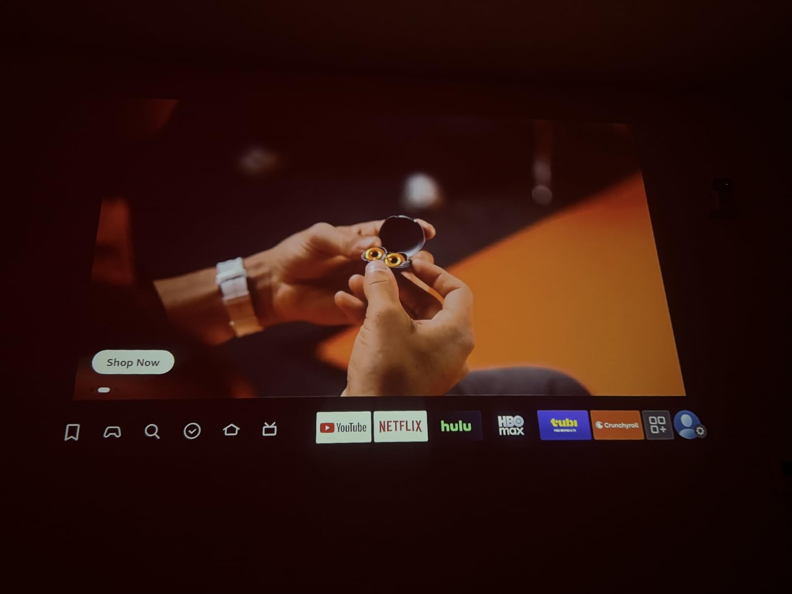 Aurzen D1 air Smart Portable Projector with WiFi and Bluetooth, USB-C Powered, Easy Auto Setup, 16W Dolby Audio, Built-in Apps, Native 1080P HDR10, Outdoor Movie Projector 4K Supported, White customer photo 2
