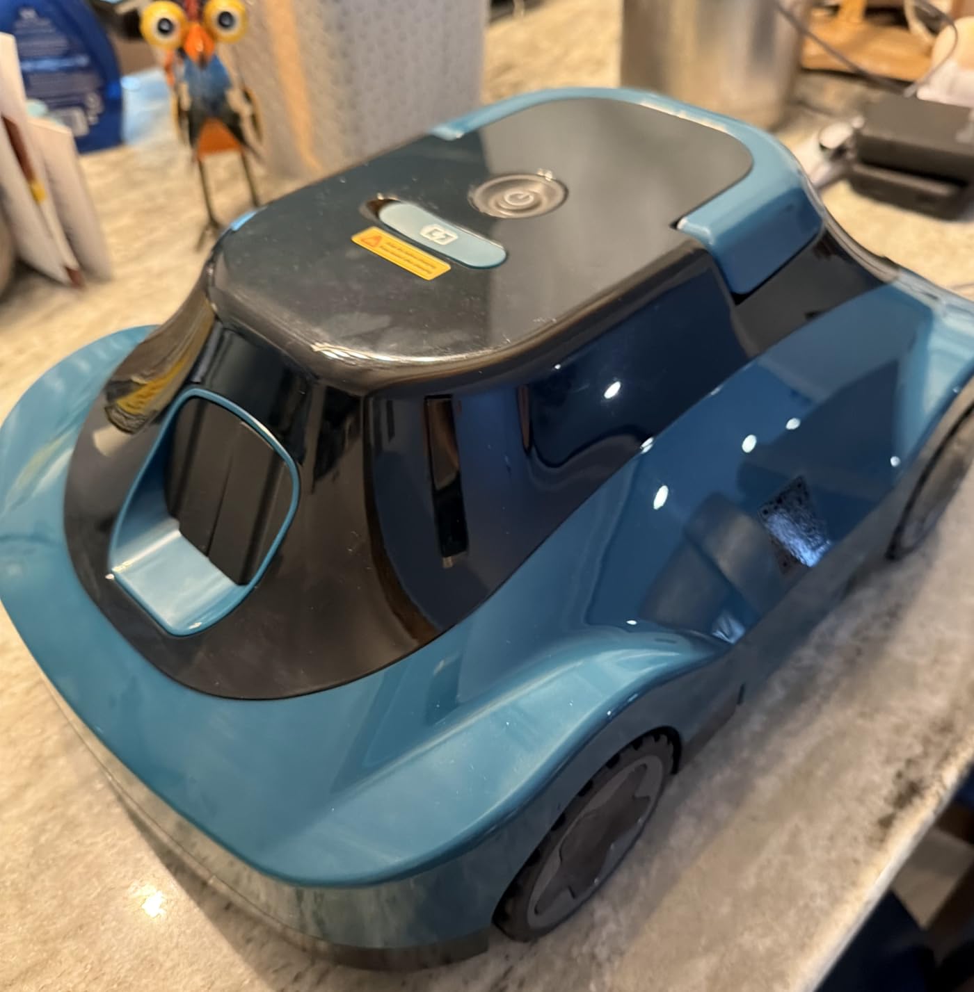 C5 Robotic Pool Cleaner, Cordless Pool Vacuum for Above-Ground & Inground Pools up to 2,200 Sq.Ft, Strong Suction, 180-Min Runtime, Smart Auto-Parking & 2.7L Large Debris Basket customer photo 1