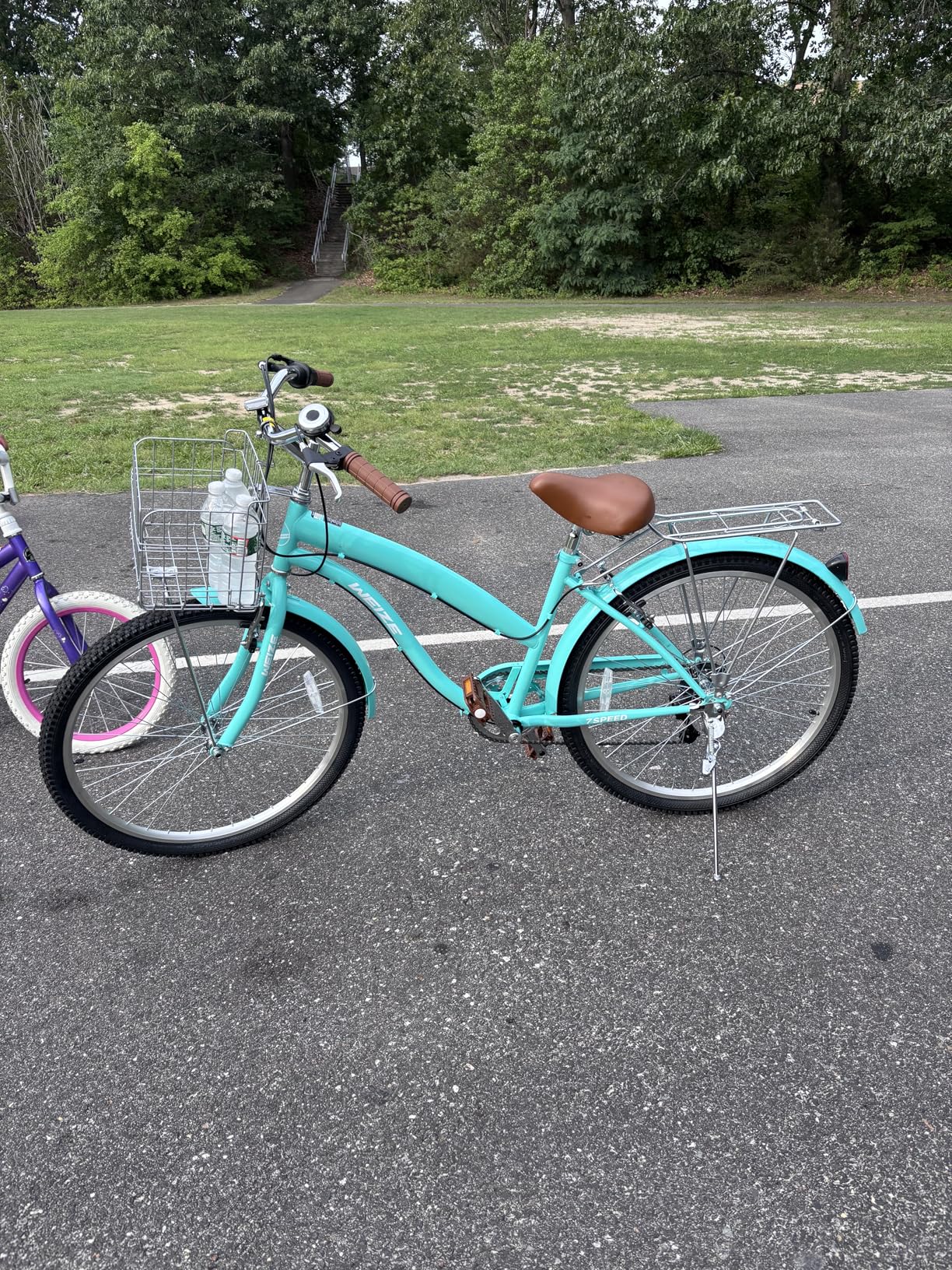 WEIZE Beach Cruiser Bike, 24 & 26 inch Commuter Bicycle for Adult Men and Women, High-Carbon Steel/Front & Rear Fenders, Comfortable City Bikes with Rear Rack or Basket, Ergonomic Upright Design customer photo 2