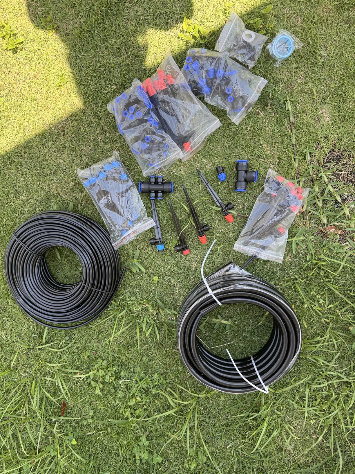 Drip Irrigation System 230FT Quick-Connect Drip Irrigation Kit with 1/4 inch 1/2 inch Irrigation Tubing Hose and Accessories for Lawn Raised Bed Greenhouse Plant Watering System customer photo 1
