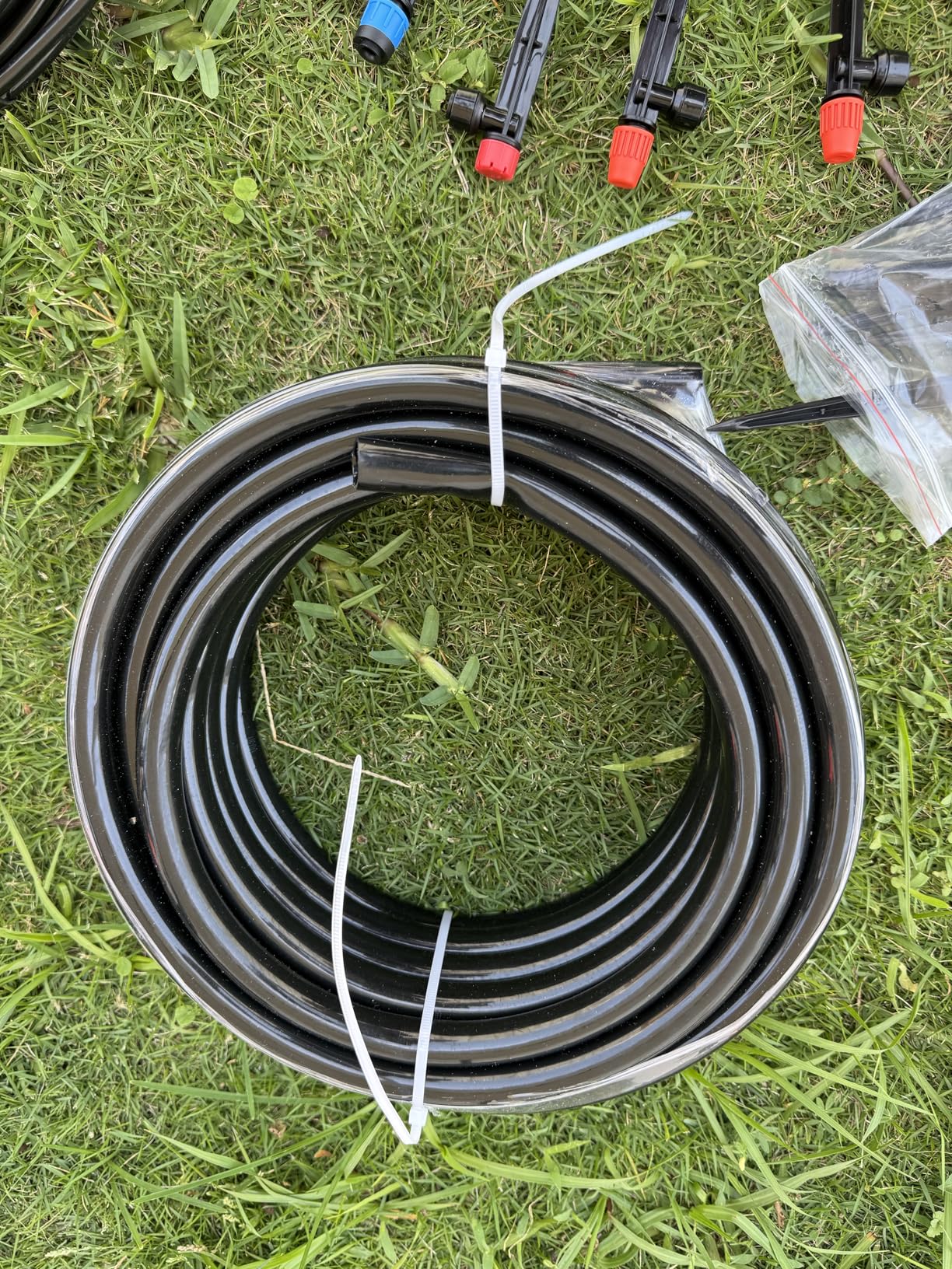 Drip Irrigation System 230FT Quick-Connect Drip Irrigation Kit with 1/4 inch 1/2 inch Irrigation Tubing Hose and Accessories for Lawn Raised Bed Greenhouse Plant Watering System customer photo 2