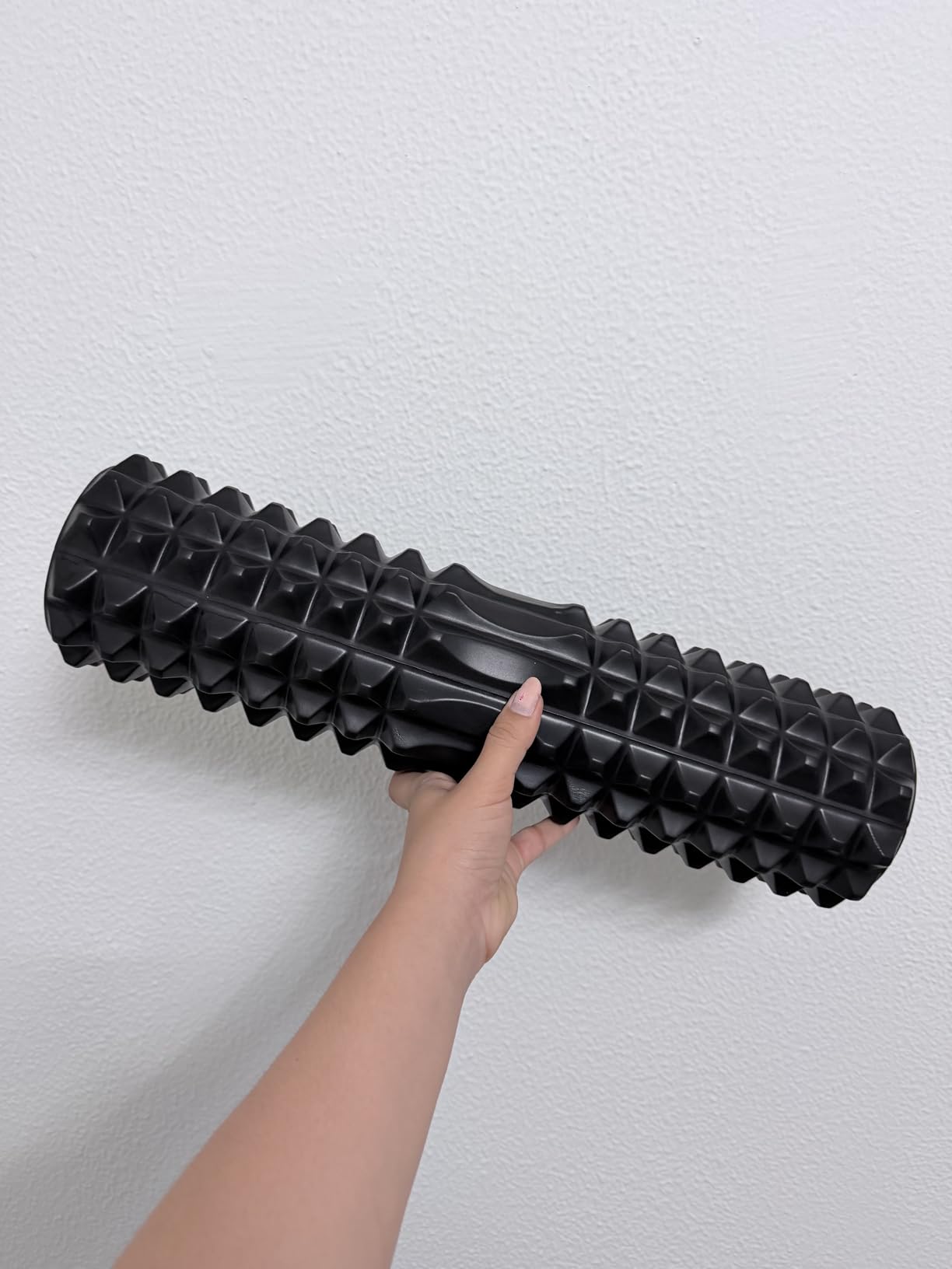Vibrating Foam Roller with Smart APP Control, 5-Speed Electric Deep Tissue Massage Roller for Back Pain Relief, Muscle Recovery, Physical Therapy, Yoga, Neck, Leg Pain - Rechargeable & Portable customer photo 1