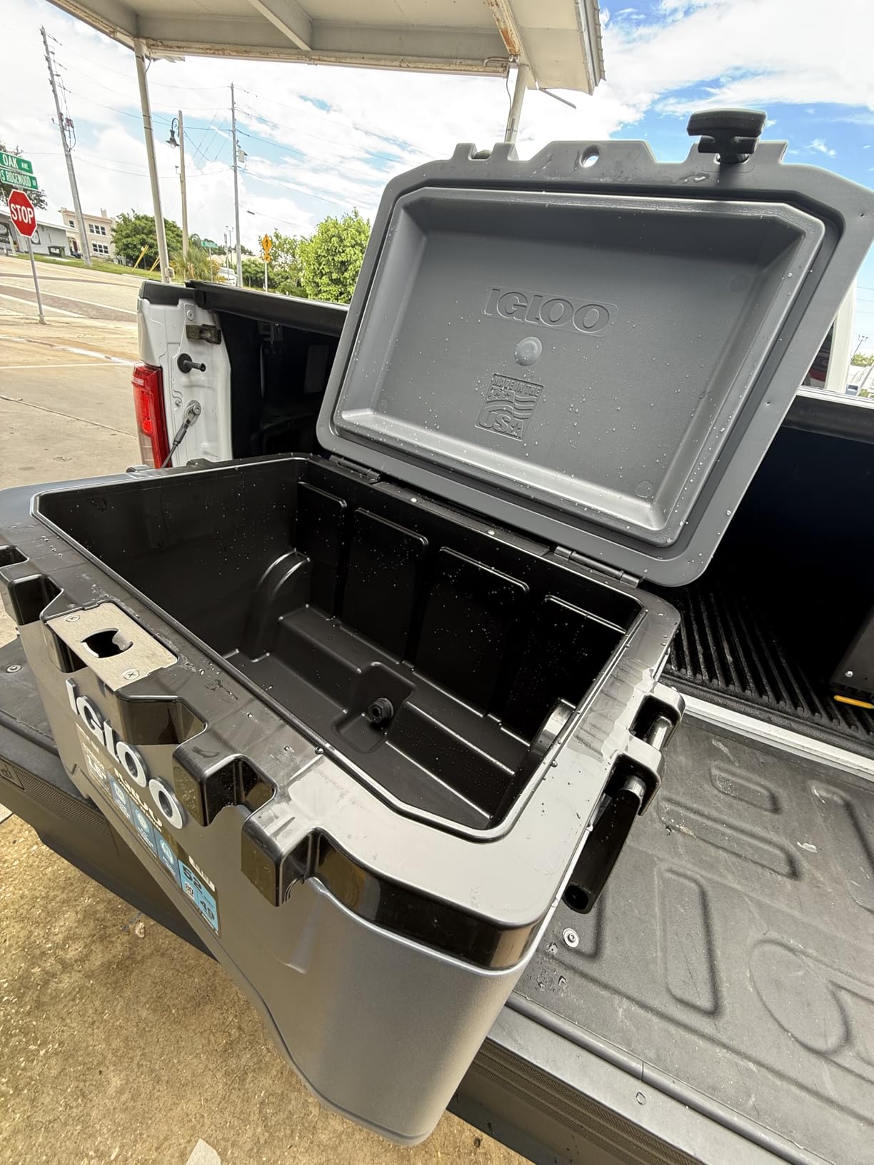 Igloo Trailmate 52Qt Wheeled Cooler customer photo 1