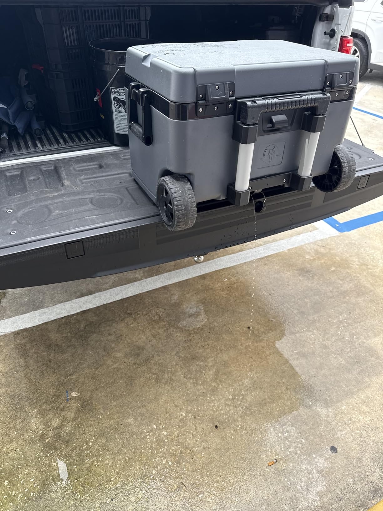 Igloo Trailmate 52Qt Wheeled Cooler customer photo 2