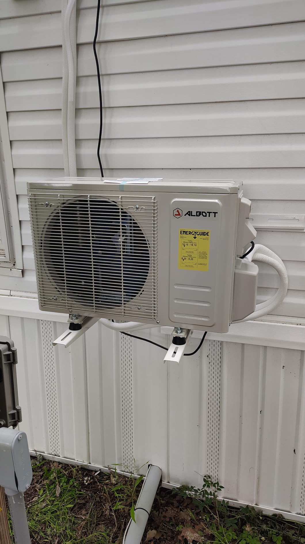 Albott Mini Split Air Conditioner and Heater, 12,000 BTU, SEER2 18, 115V Inverter Energy-Efficient AC with Self-Cleaning, Remote and APP Control, Easy Installation, Cools up to 750 Sq.Ft. customer photo 1