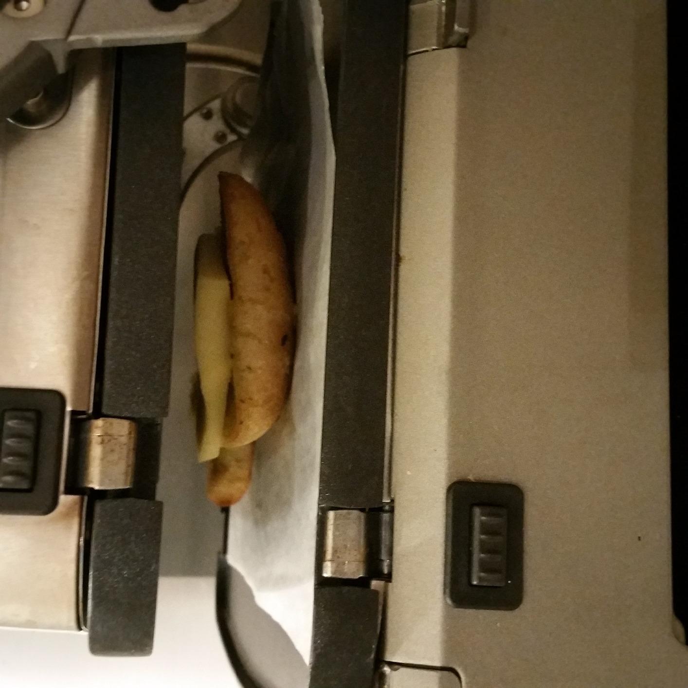 Cuisinart Griddler Deluxe, Electric Griddle, GR-150NAS customer photo 1