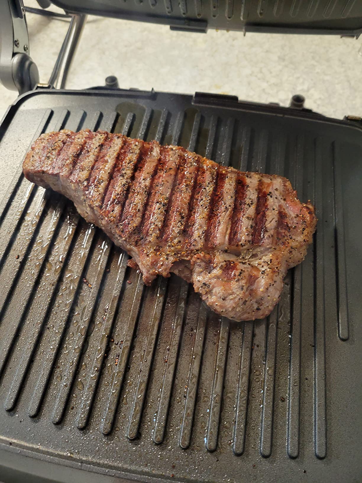Cuisinart Griddler Deluxe, Electric Griddle, GR-150NAS customer photo 2