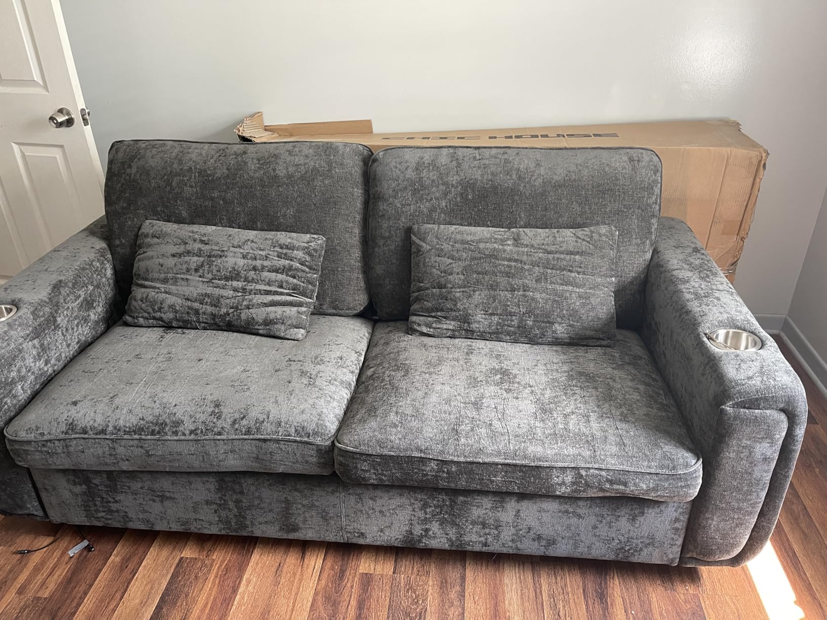 Pull Out Sofa Bed, No Cushion Removal, Queen Sleeper Sofa with USB Fast Charging, Memory Form Mattress, 2-in-1 Convertible Comfy Loveseat Couch Bed for RV, Apartment, and Small Spaces, White customer photo 2