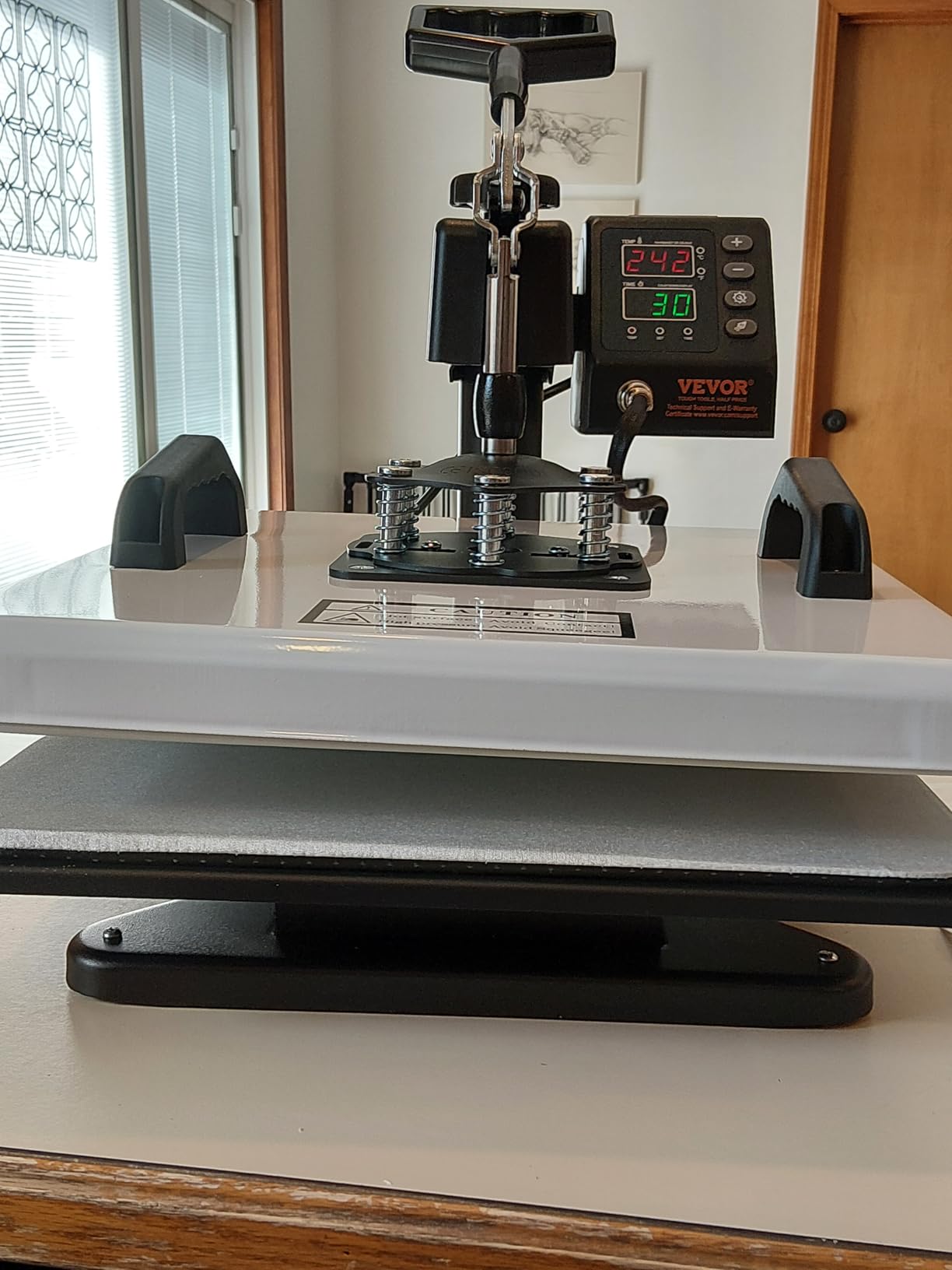 VEVOR Heat Press Machine, 15 x 15 in, 8-in-1 Multifunction, 360° Swing Away, Heat Up Fast and Even, Digital Precise Control, Sublimation Press Machine for T-Shirts, Mugs, Tumblers, Caps, Plates customer photo 1