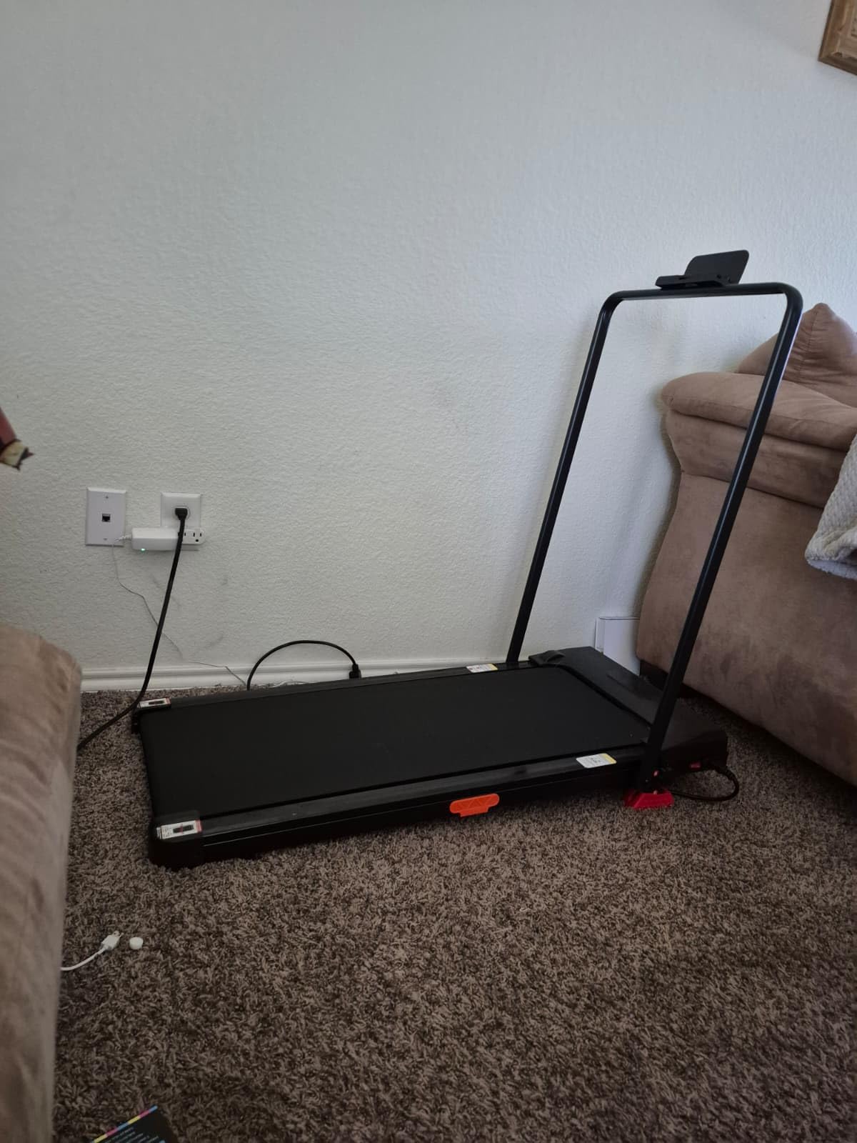 4-in-1 Walking Pad Treadmill with 15% Incline, Quiet Under Desk Treadmills for Home & Office, Compact Foldable Treadmill with Handles and 2.5HP Brushless, 330 LBS Capacity customer photo 1