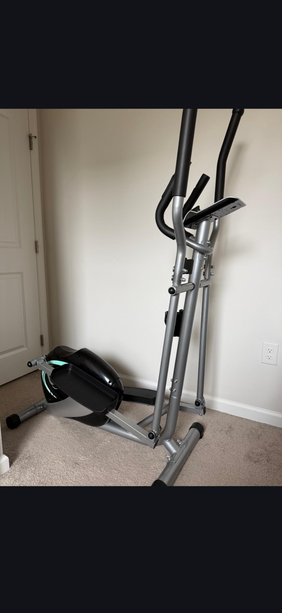 Dripex Elliptical Exercise Machine with 16 Resistance Levels, Quiet & Smooth Magnetic Elliptical Training Machines with 13.2 lb Flywheel customer photo 1