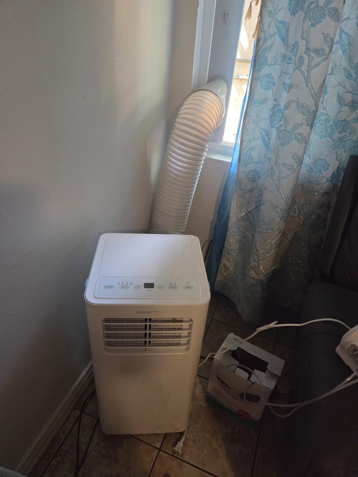 Feelfunn 10,000 BTU Portable Air Conditioner - Cools 450 Sq. Ft., 3-in-1 Portable AC Unit with Cool/Fan/Dehumidifier/Sleep, Quiet AC with LED Display, Remote & 24H Timer, for Bedroom, Dorm, Apartment customer photo 1