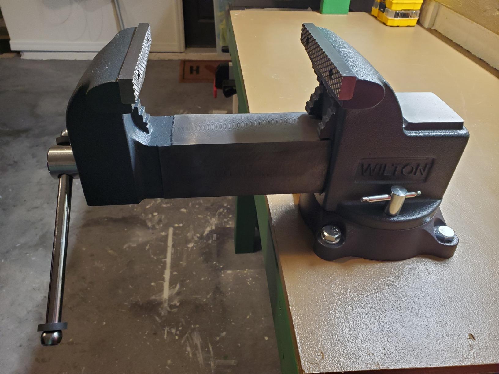 Wilton Shop Bench Vise, 6