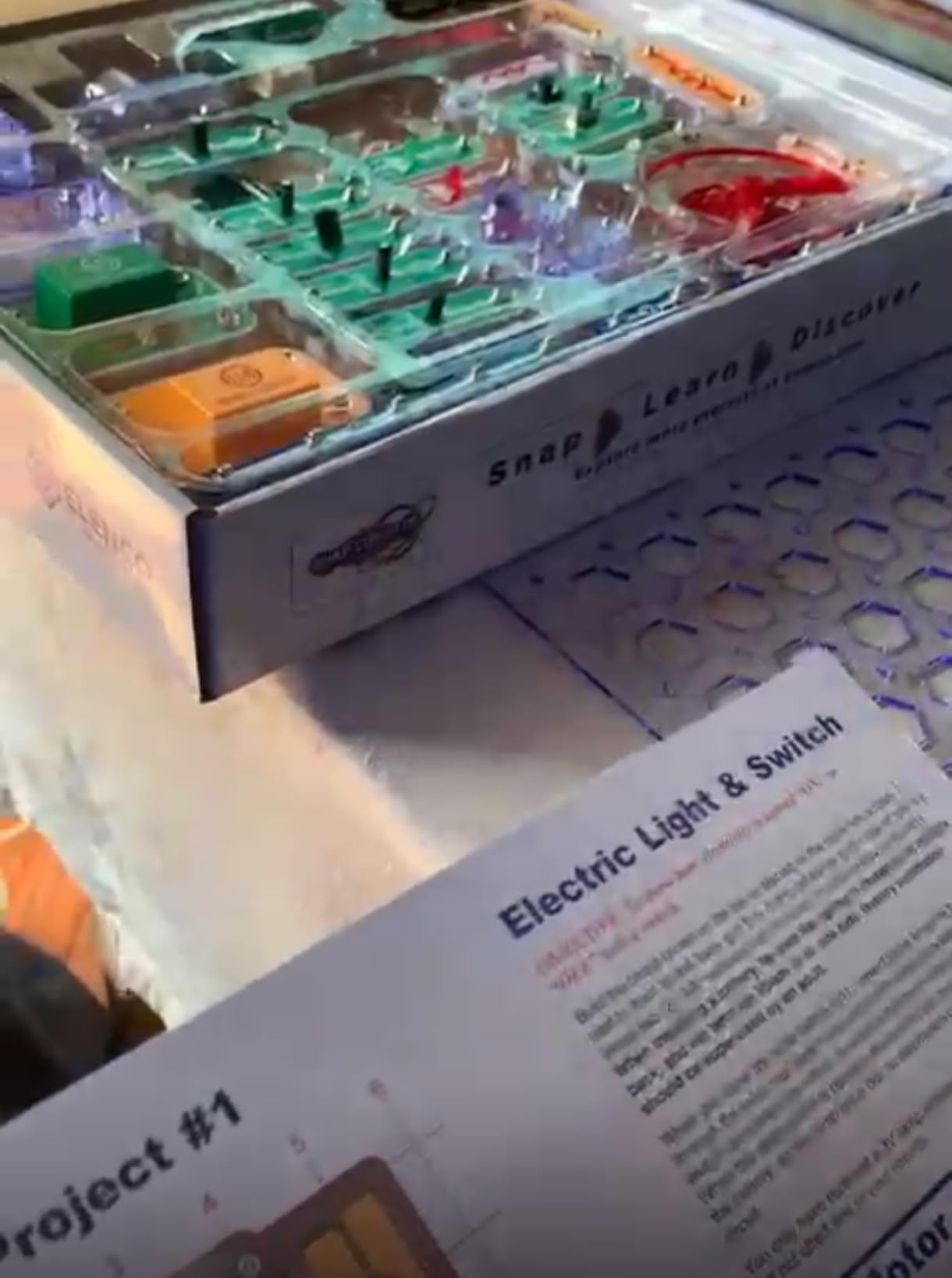 Elenco Snap Circuits Pro 500 in 1 Electronics Exploration Kit customer photo 1