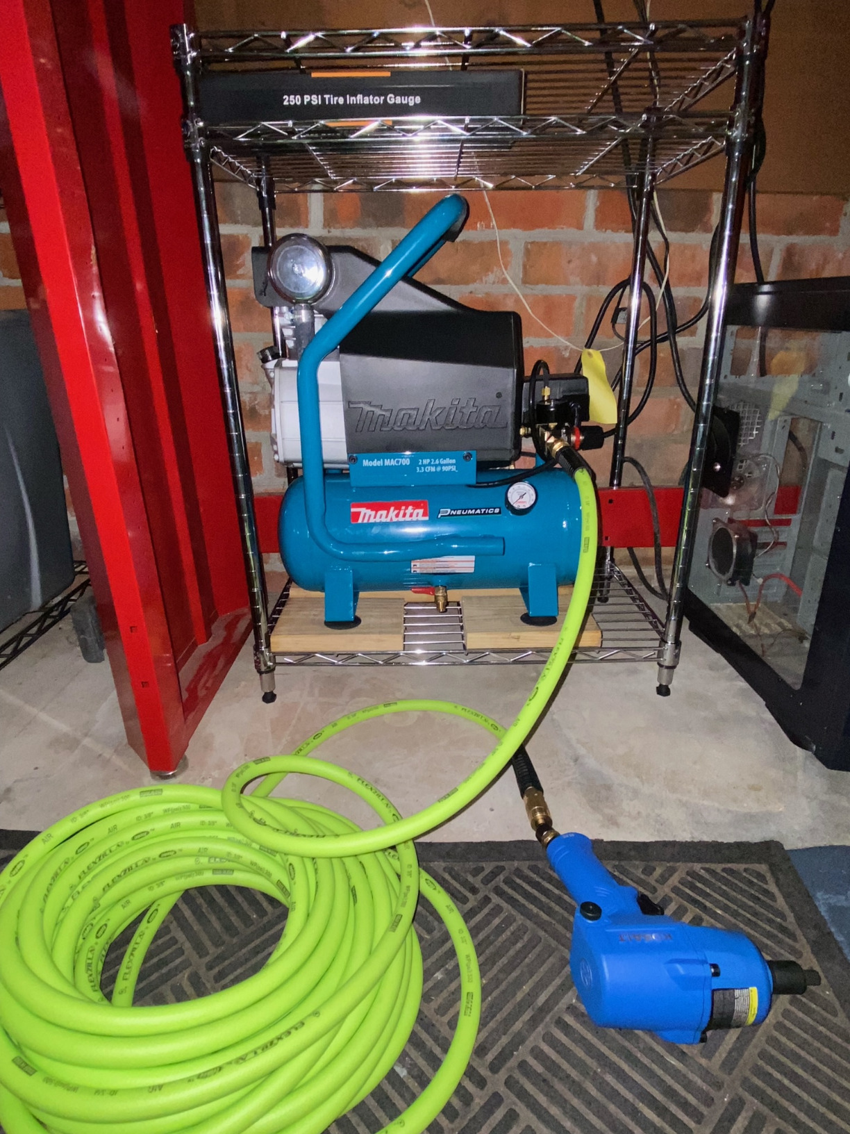 Makita MAC700 2.0 HP* Big Bore™ Air Compressor customer photo 1