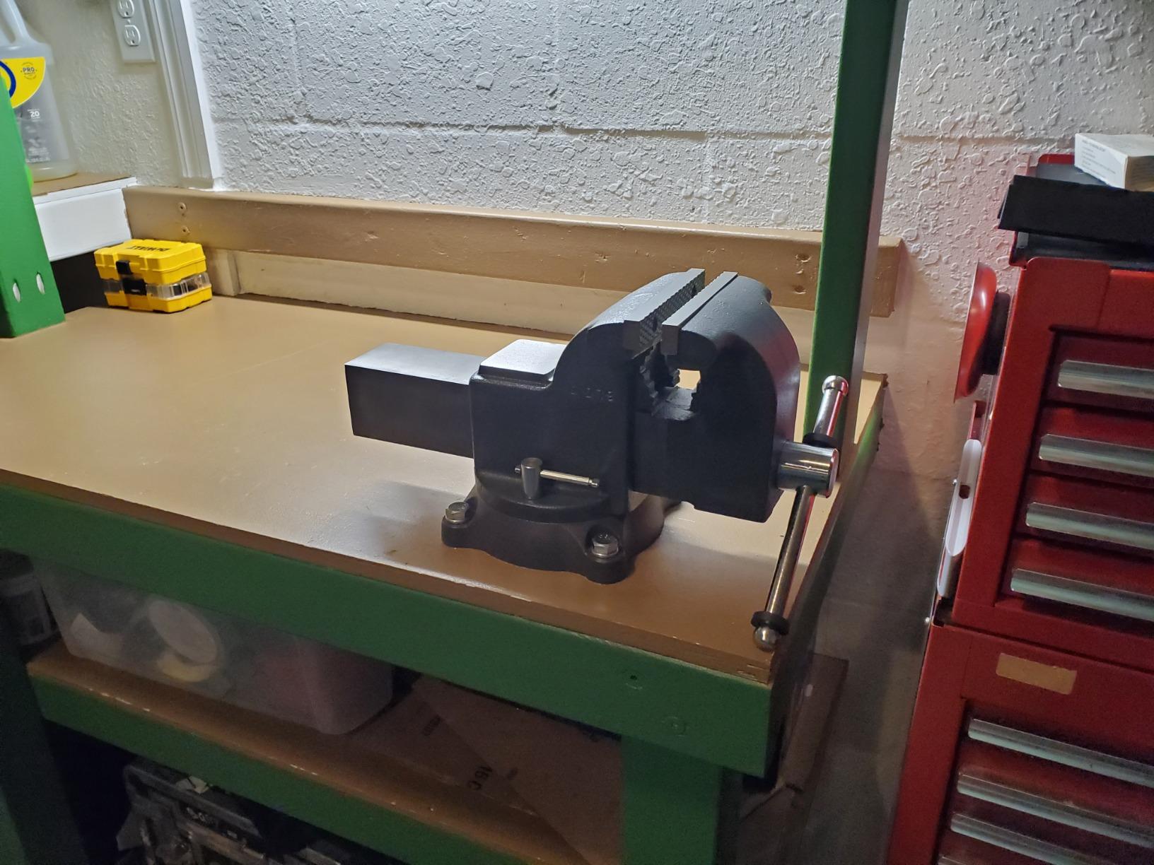 Wilton Shop Bench Vise, 8
