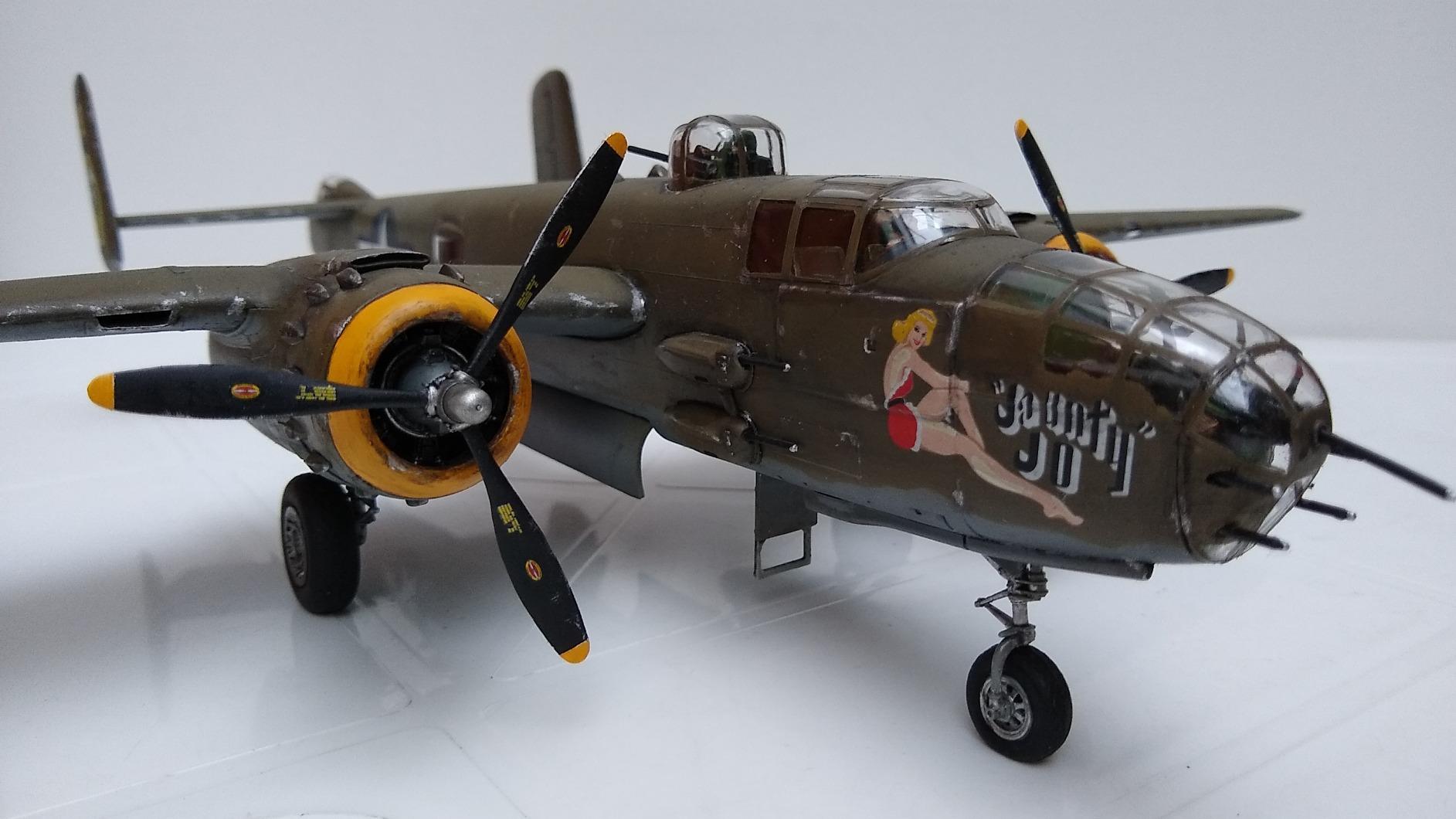 Revell 1: 48 B25J Mitchell, Brown customer photo 2