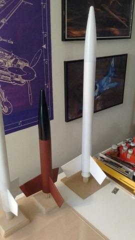 Estes 0651 Der Red Max Rocket-Building Kit, Intermediate Flying-Rocket-Model Kit for Ages 10+ customer photo 2