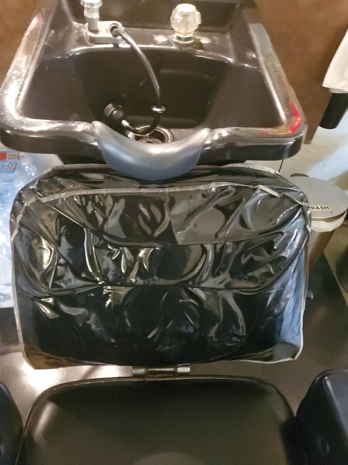 Betty Dain The Gripper Shampoo Bowl Neck Rest, Reduces Pressure on Back of Neck During Shampooing, Universal Design Fits Any Bowl, Attaches with Suction Cups customer photo 2