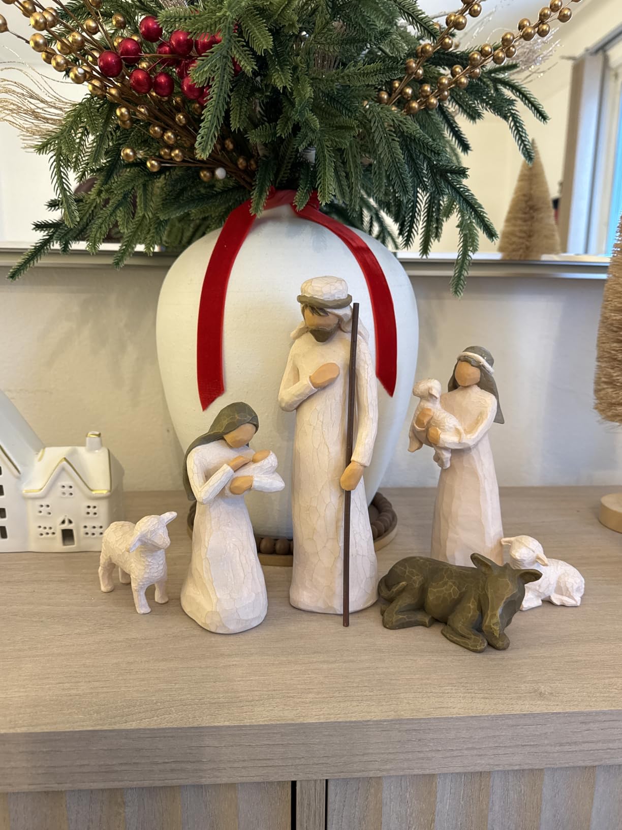 Willow Tree 6-Piece Nativity Set, Behold The Awe and Wonder of The Christmas Story, Build a Family Holiday Tradition with Classic Nativity Collection, Sculpted Hand-Painted Figures customer photo 1