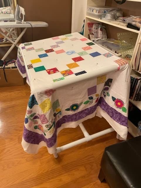 Dritz Quilter's Floor Frame, Adjustable, White customer photo 1